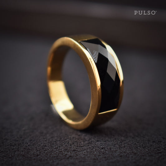 Anillo Centurion REF. 4617 Dorado / Negro